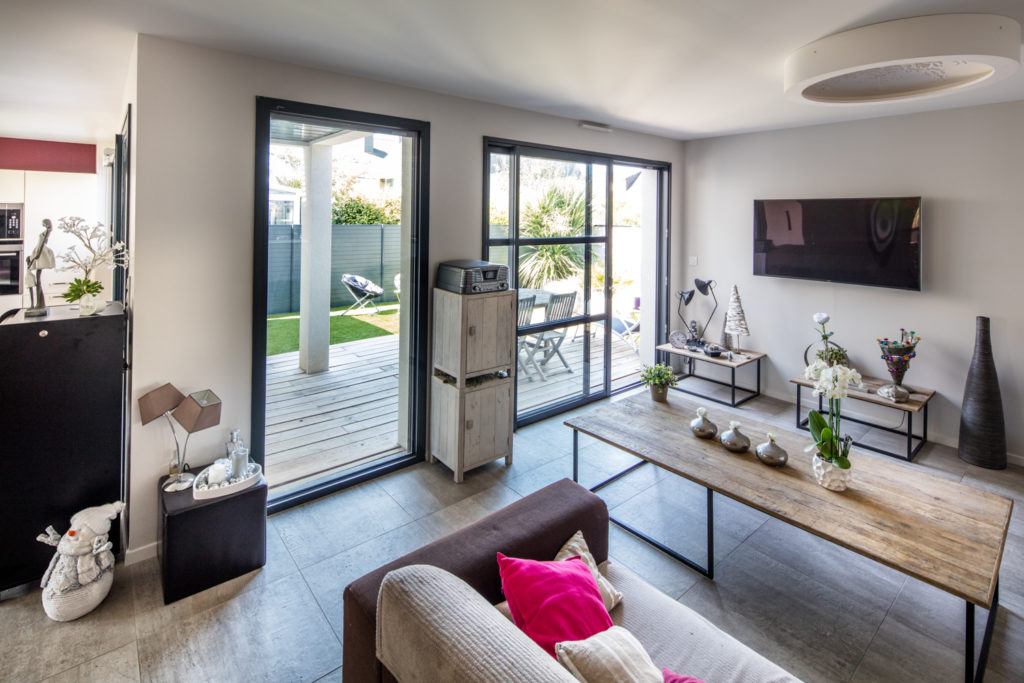 Maison à étage en L