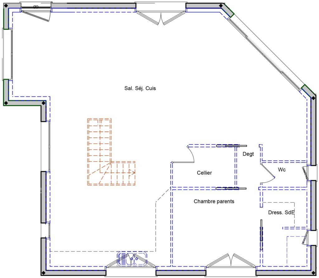 Les pièces de vie de cette maison au plan inversée sont situées à l'étage pour profiter de la vue mer