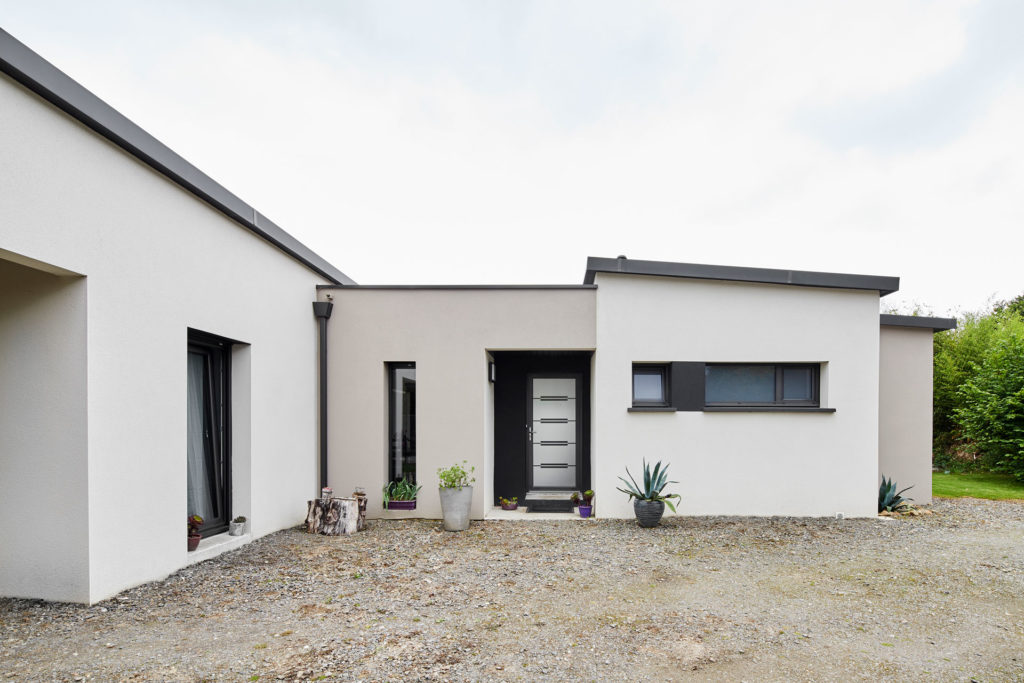 Maison familiale de plain-pied en L
