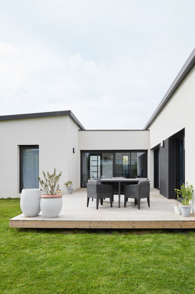Maison familiale de plain-pied en L