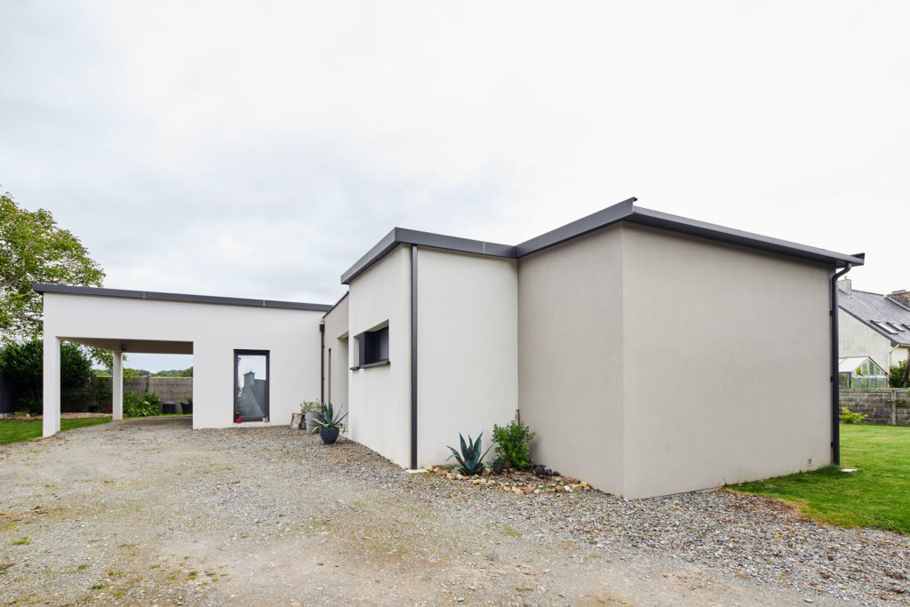 Maison familiale de plain-pied en L