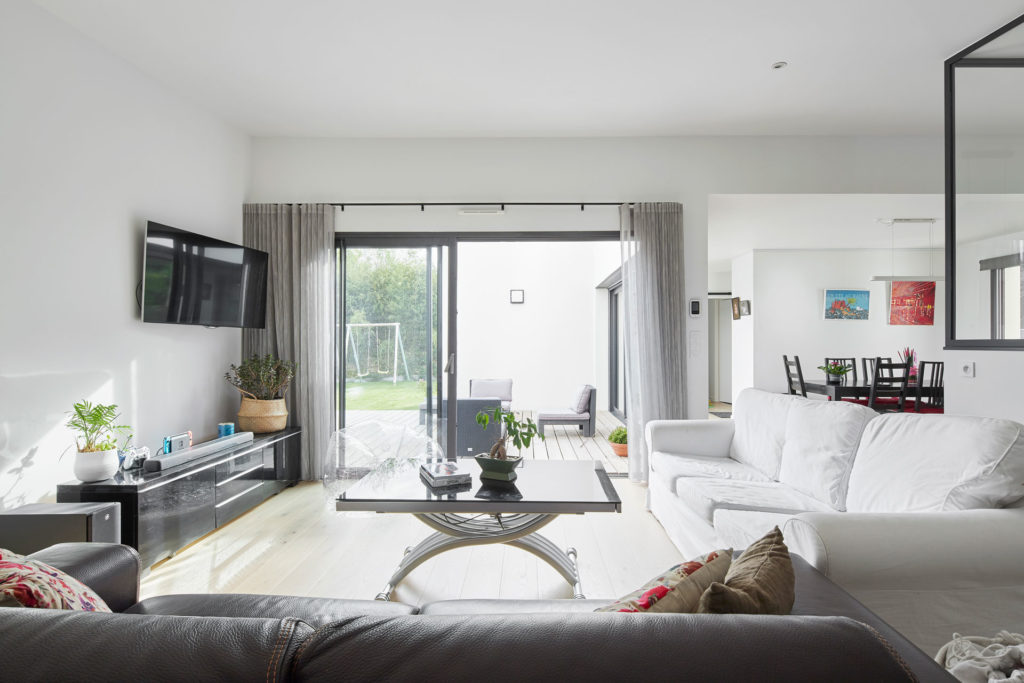 Maison familiale de plain-pied en L