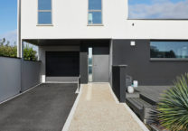 entrée-carport-maison-