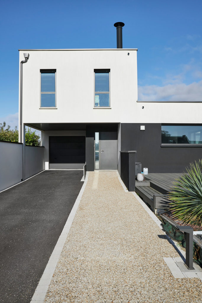 entrée-carport-maison-