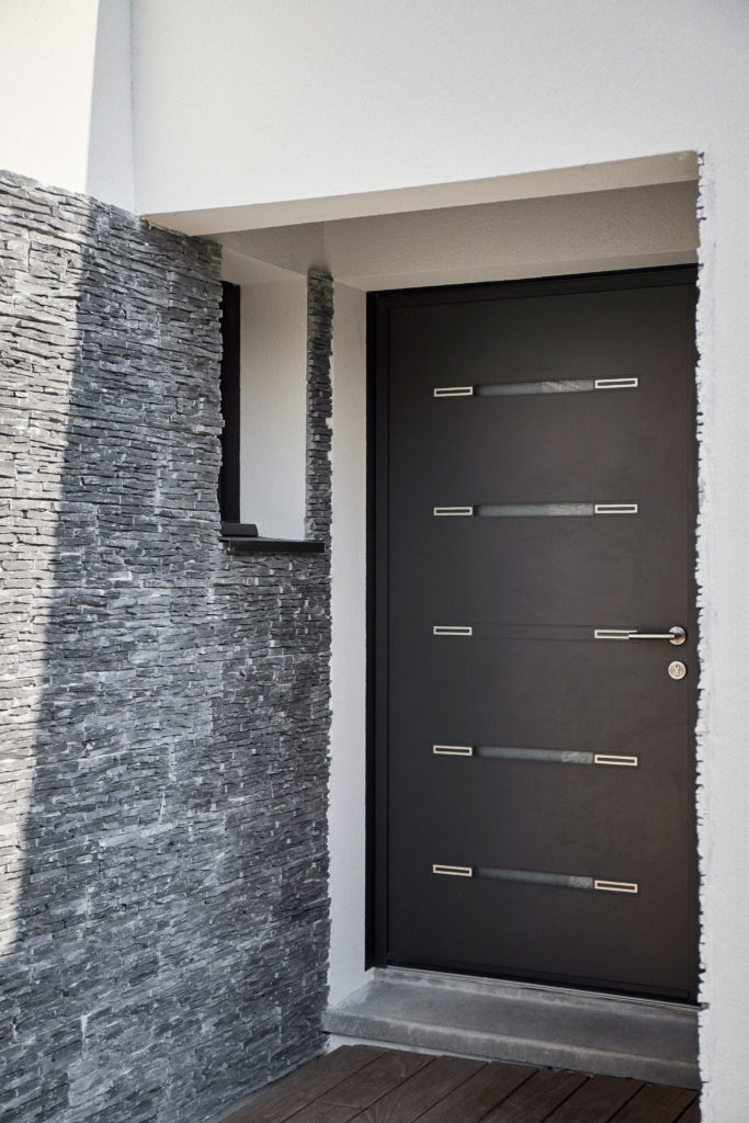 entrée-maison-parement-construction-