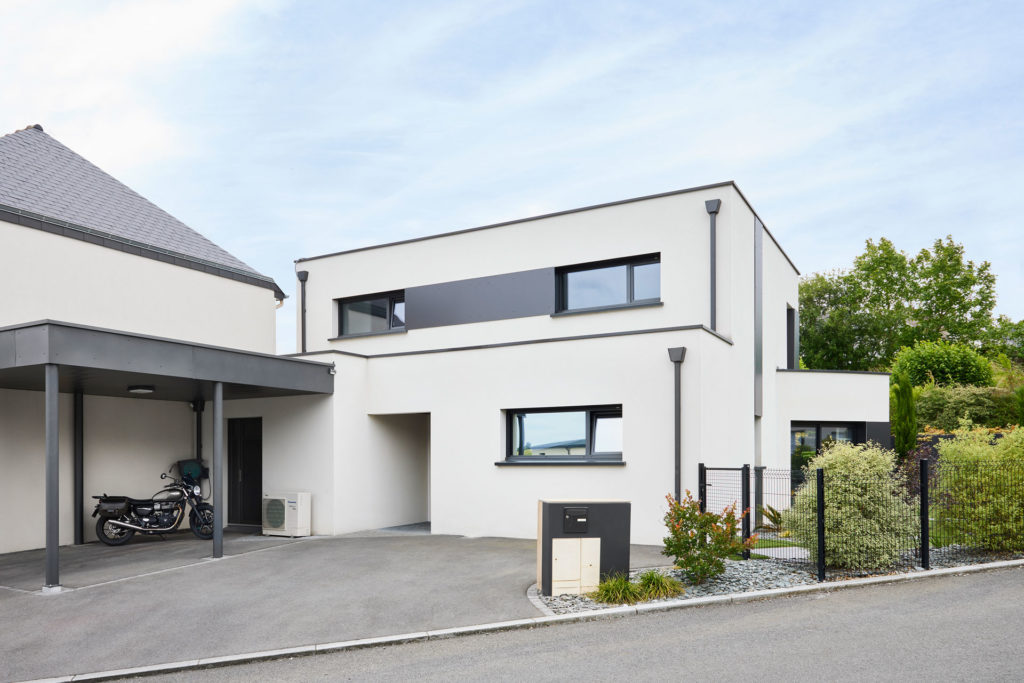 construction-moderne-maison-trecobat-rennes