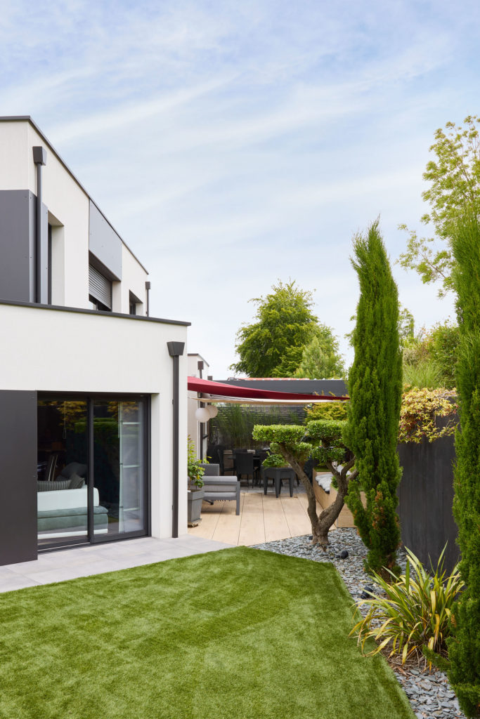 jardin-extérieur-maison-trecobat-rennes
