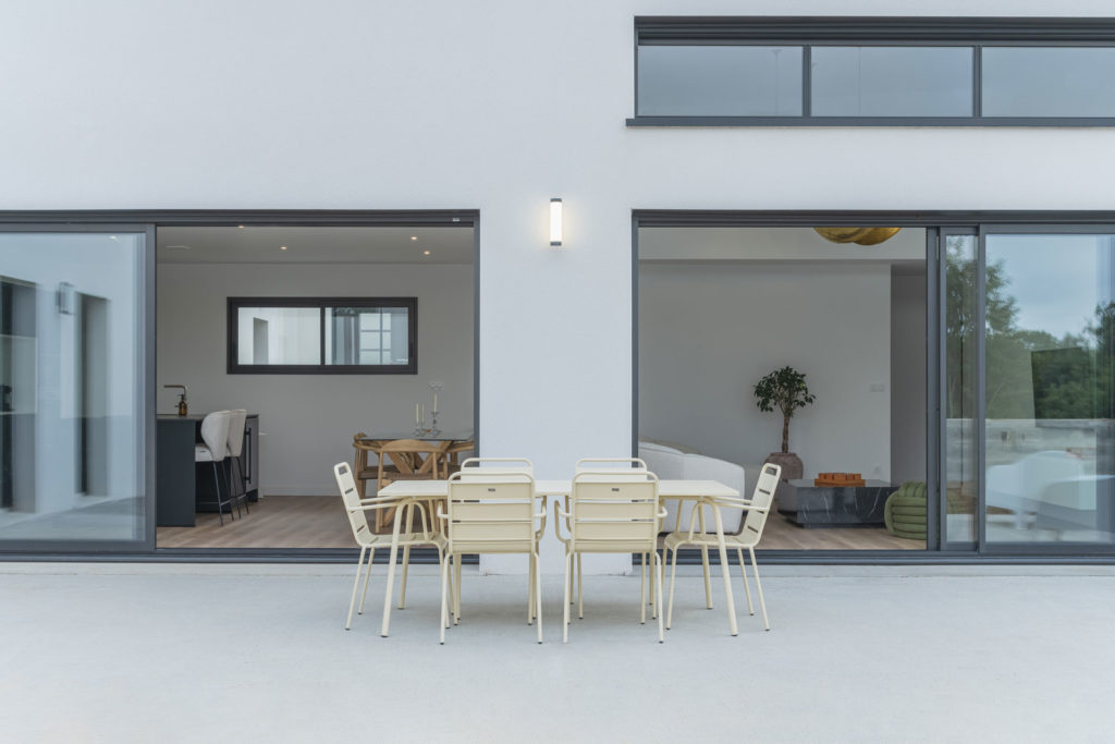 terrasse-exterieure-maison-trecobat-brest