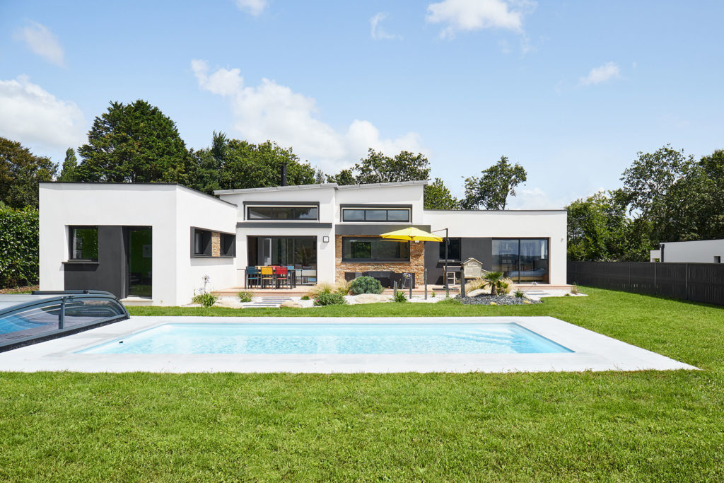 construction-maison-piscine-trecobat-quimper