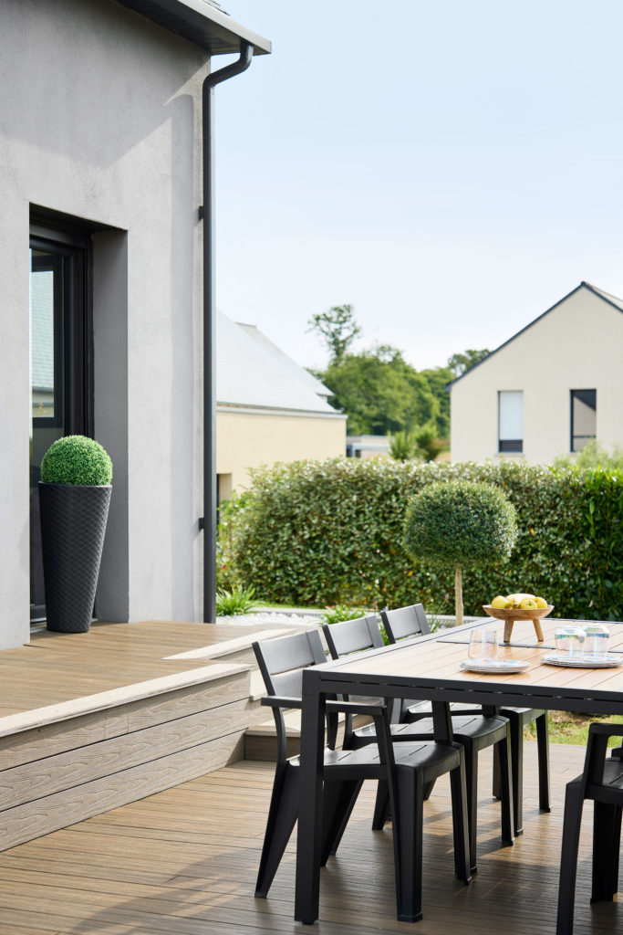 extérieur-table-terrasse-trecobat-rennes