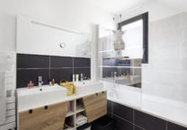 salle-bain-maison-trecobat-rennes