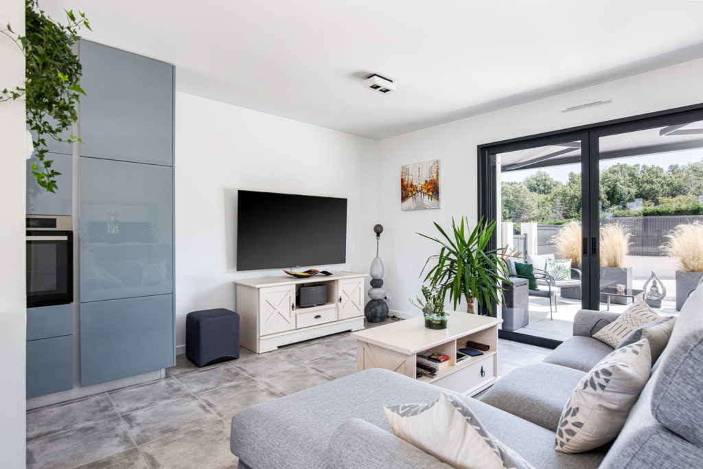 salon-intérieur-maison-trecobat-toulouse