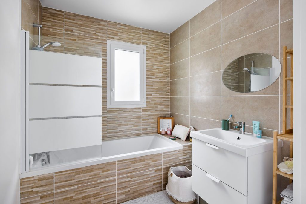 salle-bain-maison-trecobat-vannes