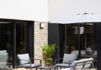 salon-extérieur-maison-trecobat-brest