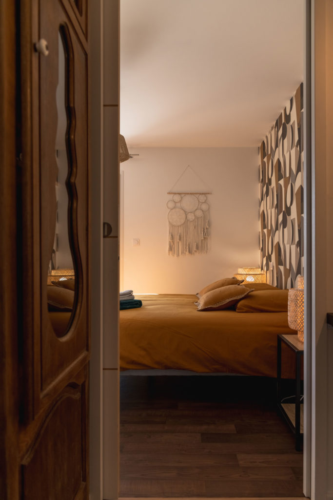 ambiance-tamisée-chambre-maison-