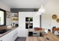 cuisine-aménagée-maison-trecobat-nantes