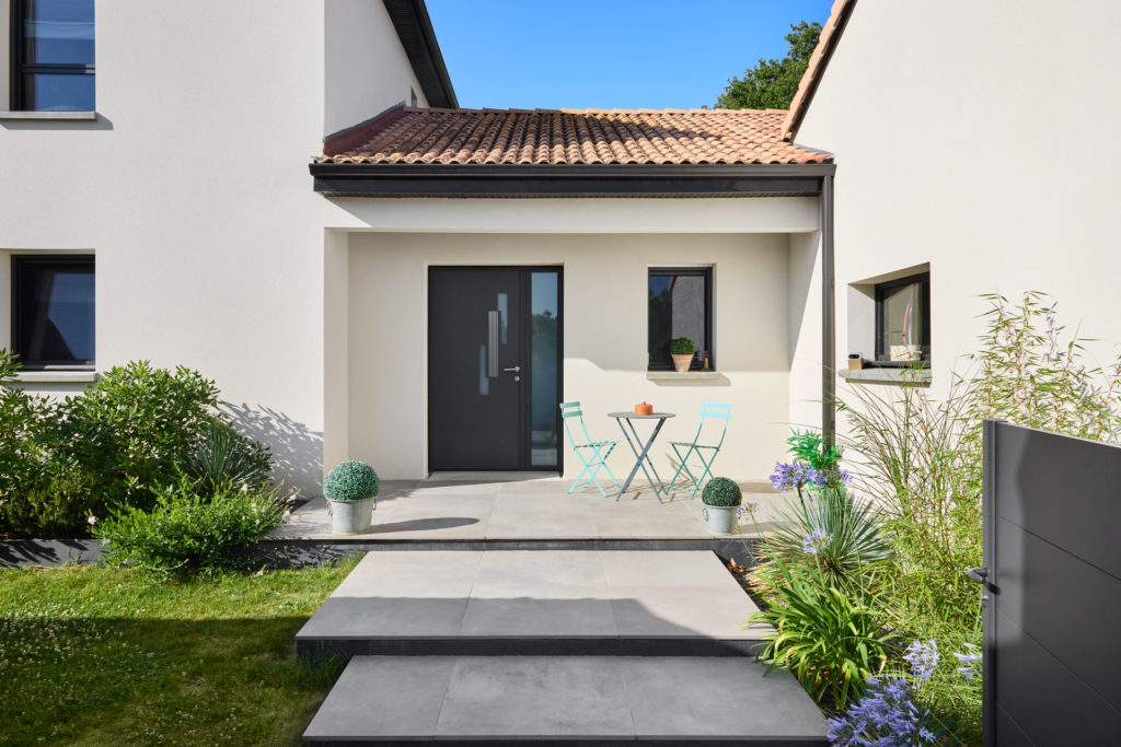 extérieur-entrée-maison-neuve-t