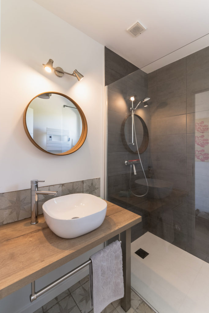 salle-douche-maison-trecobat-morlaix