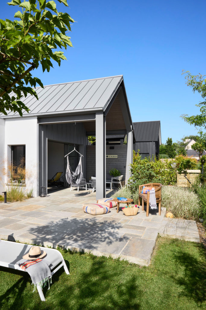 jardin-extérieur-maison-neuve-