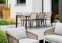 espace-repas-salon-extérieur-