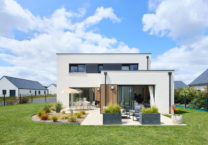 maison-neuve-contemporaine-L-lotissement