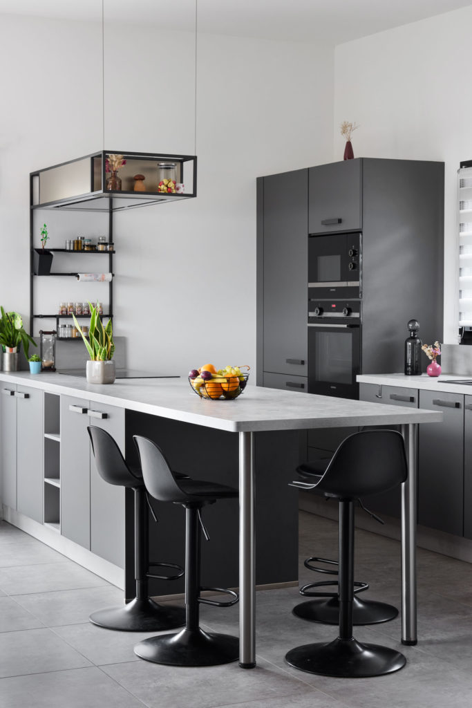 cuisine-aménagée-maison-neuve