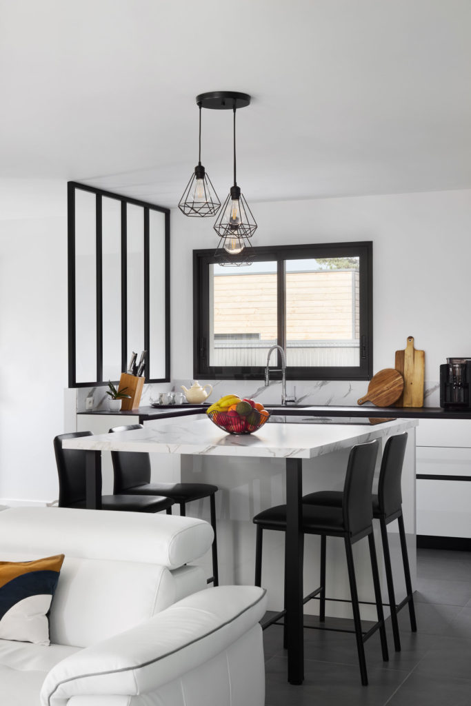cuisine-aménagée-maison-neuve