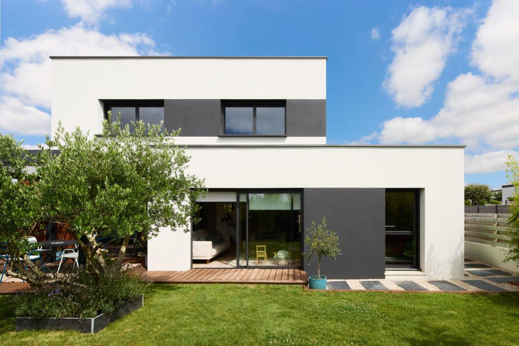 maison-moderne-étage-4-chambres