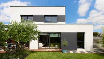 Maison moderne à étage avec 4 chambres