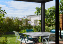 pergola-extérieur-terrasse-maison-neuve