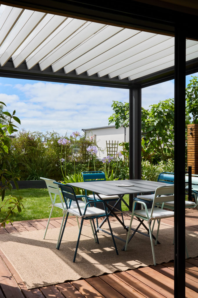 pergola-extérieur-terrasse-maison-neuve