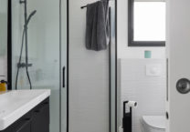 salle-douche-moderne-maison-neuve
