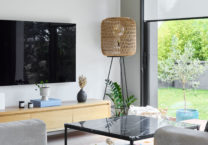 salon-coin-télé-repos-maison