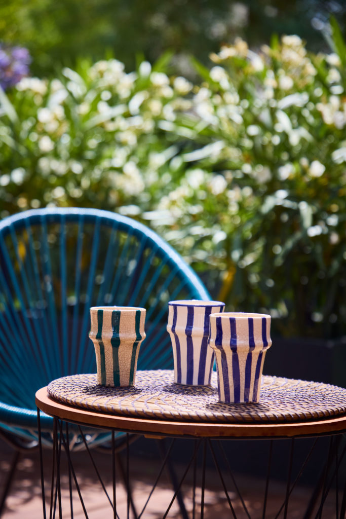 tasse-salon-jardin-extérieur
