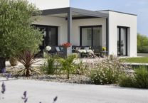 Maison-contemporaine-garage-piscine-trecobat-ext