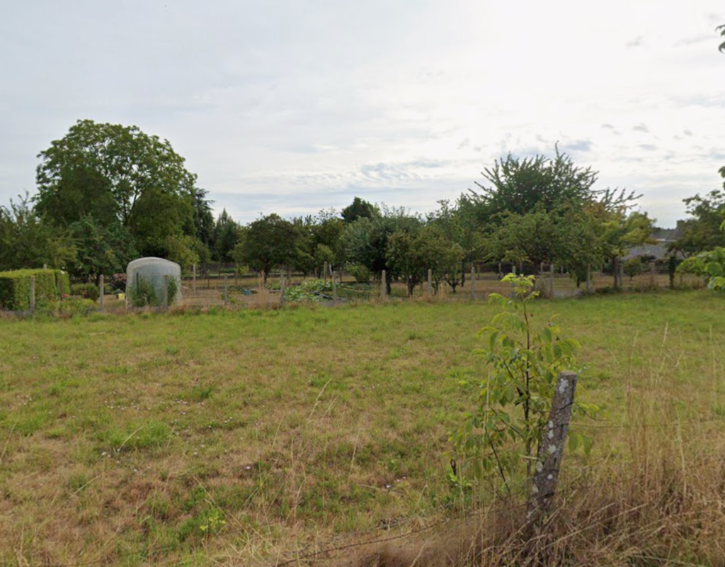 Terrain à La-Vicomte-sur-Rance 22690 600m2 94500 € - GESC-26-07-01-16