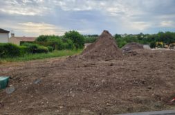 Terrain à Saintes 17100 543m2 78500 € - OLNA-26-05-26-38