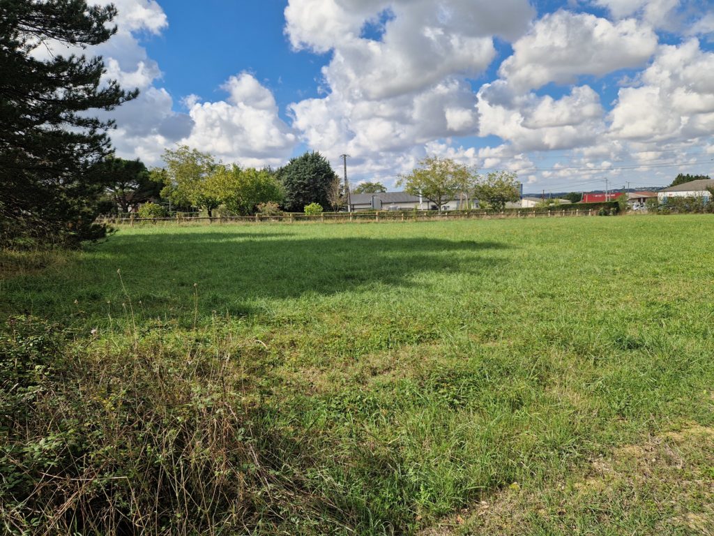 Terrain à ISLE-JOURDAIN 32600 841m2 155000 € - VIMA-26-10-12-20