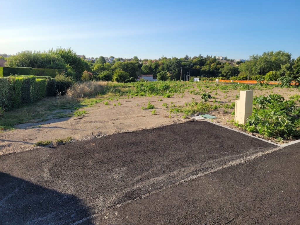 Terrain à Saintes 17100 448m2 66900 € - OLNA-26-09-11-30