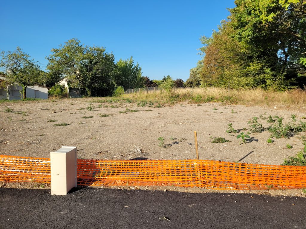 Terrain à Saintes 17100 461m2 67901 € - OLNA-26-09-11-31