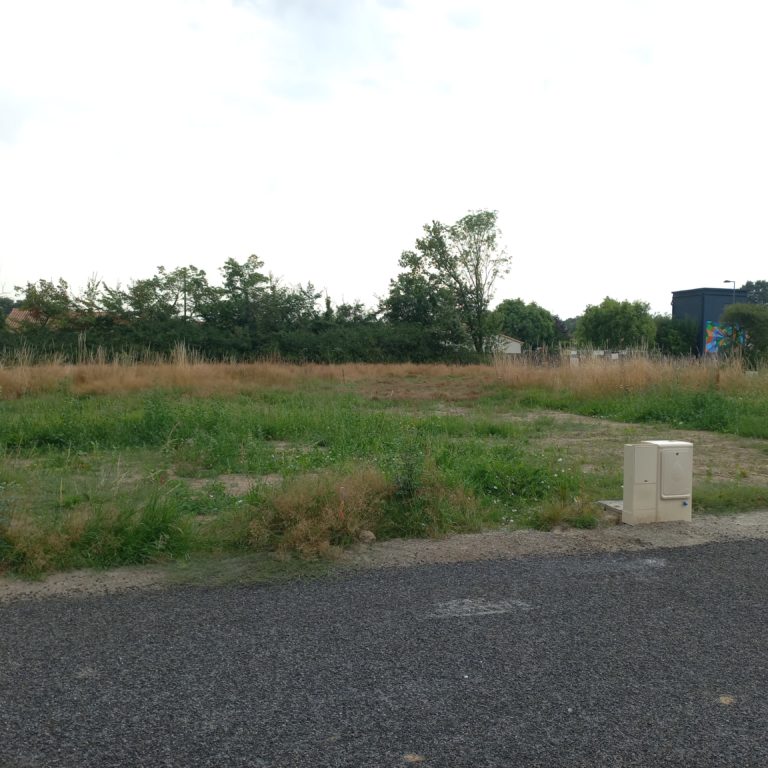 Terrain à Saint-Pere-en-Retz 44320 560m2 103500 € - BF-26-09-09-2