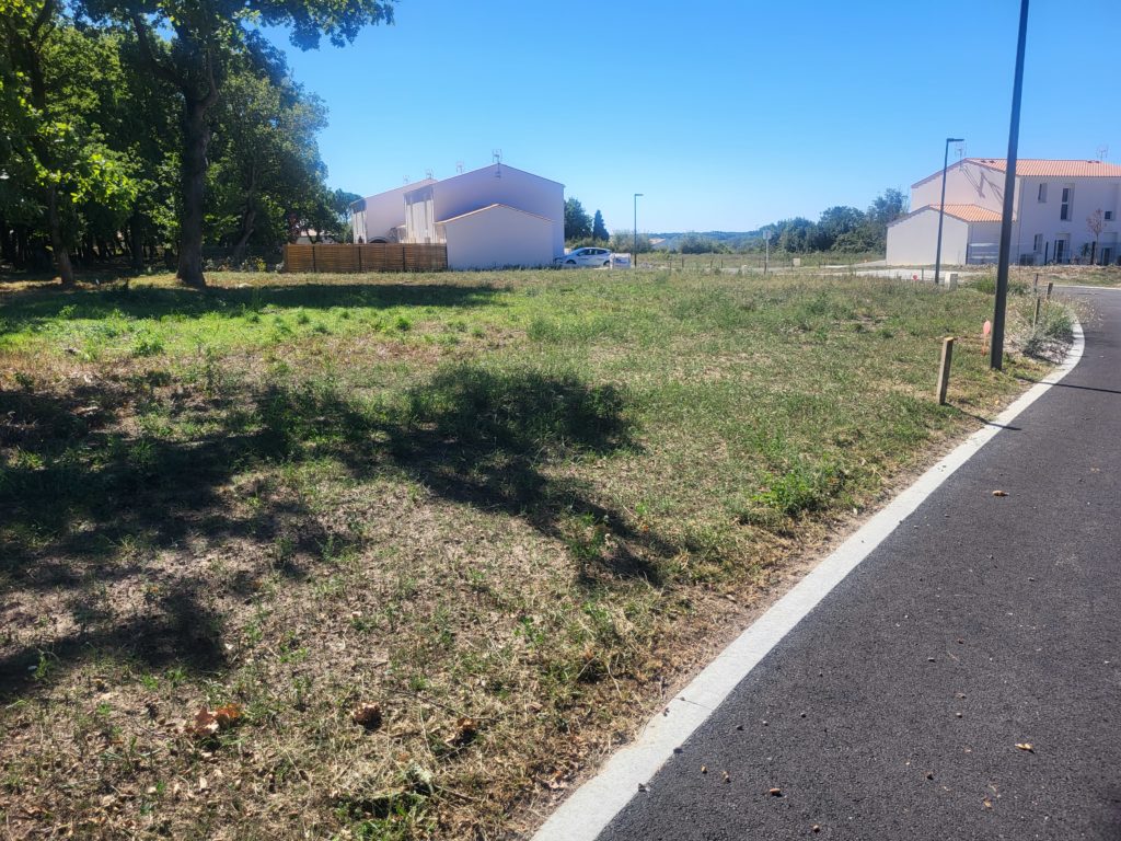 Terrain à Etaules 17750 638m2 119000 € - FLBO-26-09-18-2